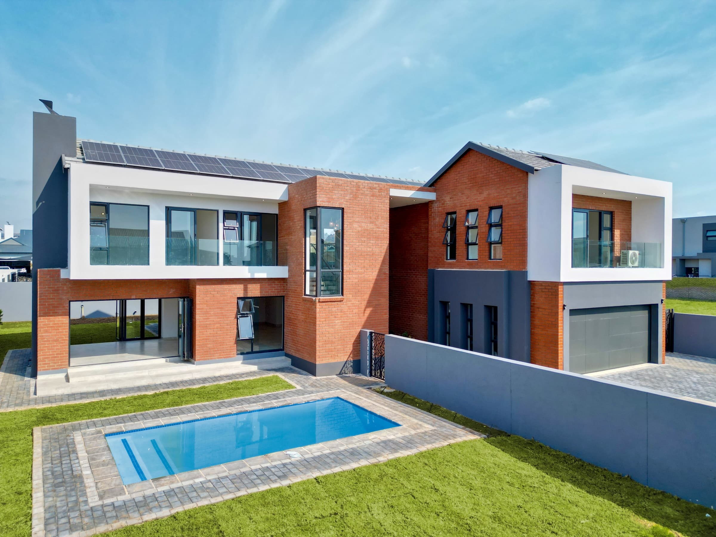Residence IV — Brick — Exterior