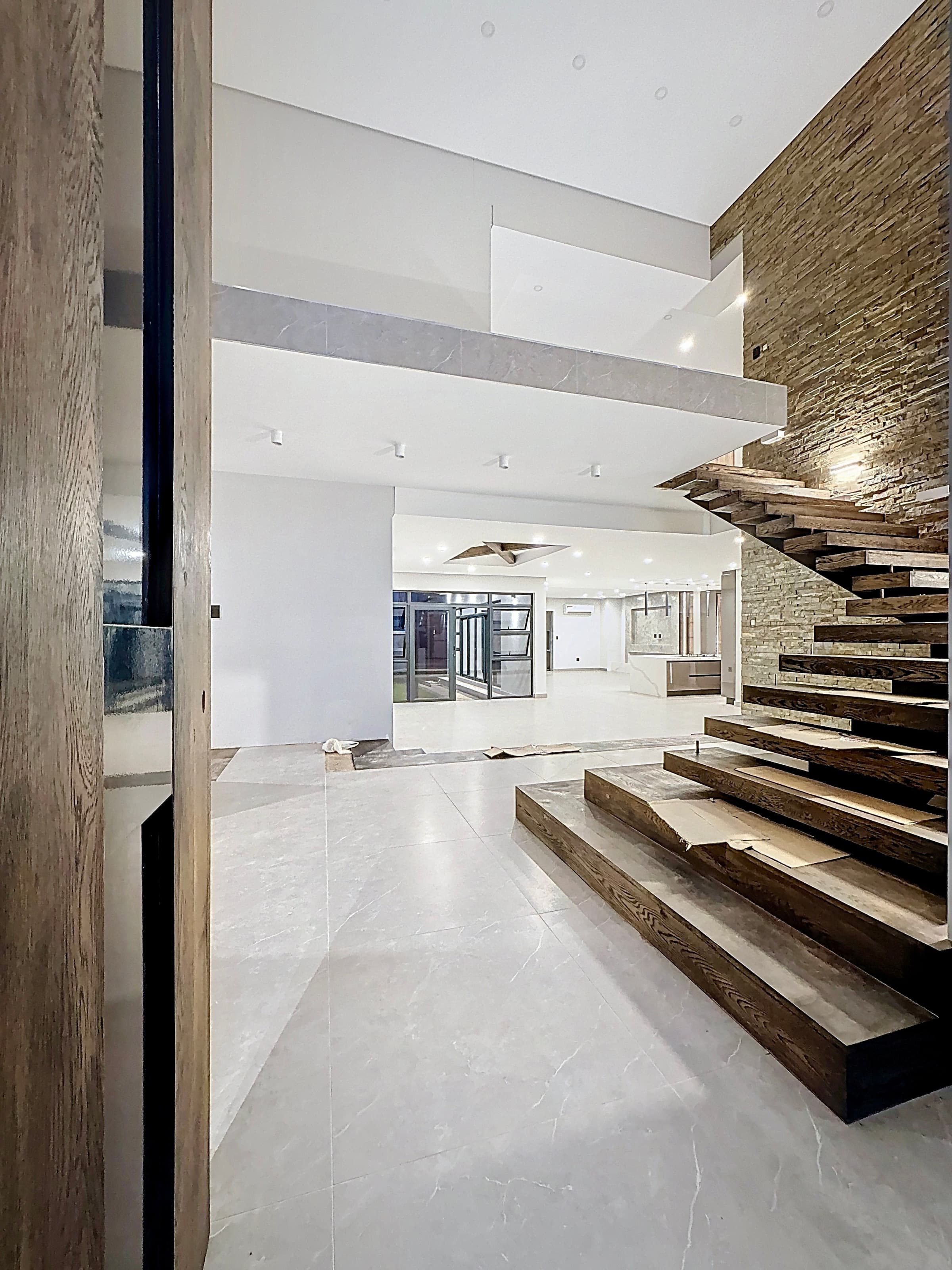 Residence V — Pivot — featured photograph 3 of 3