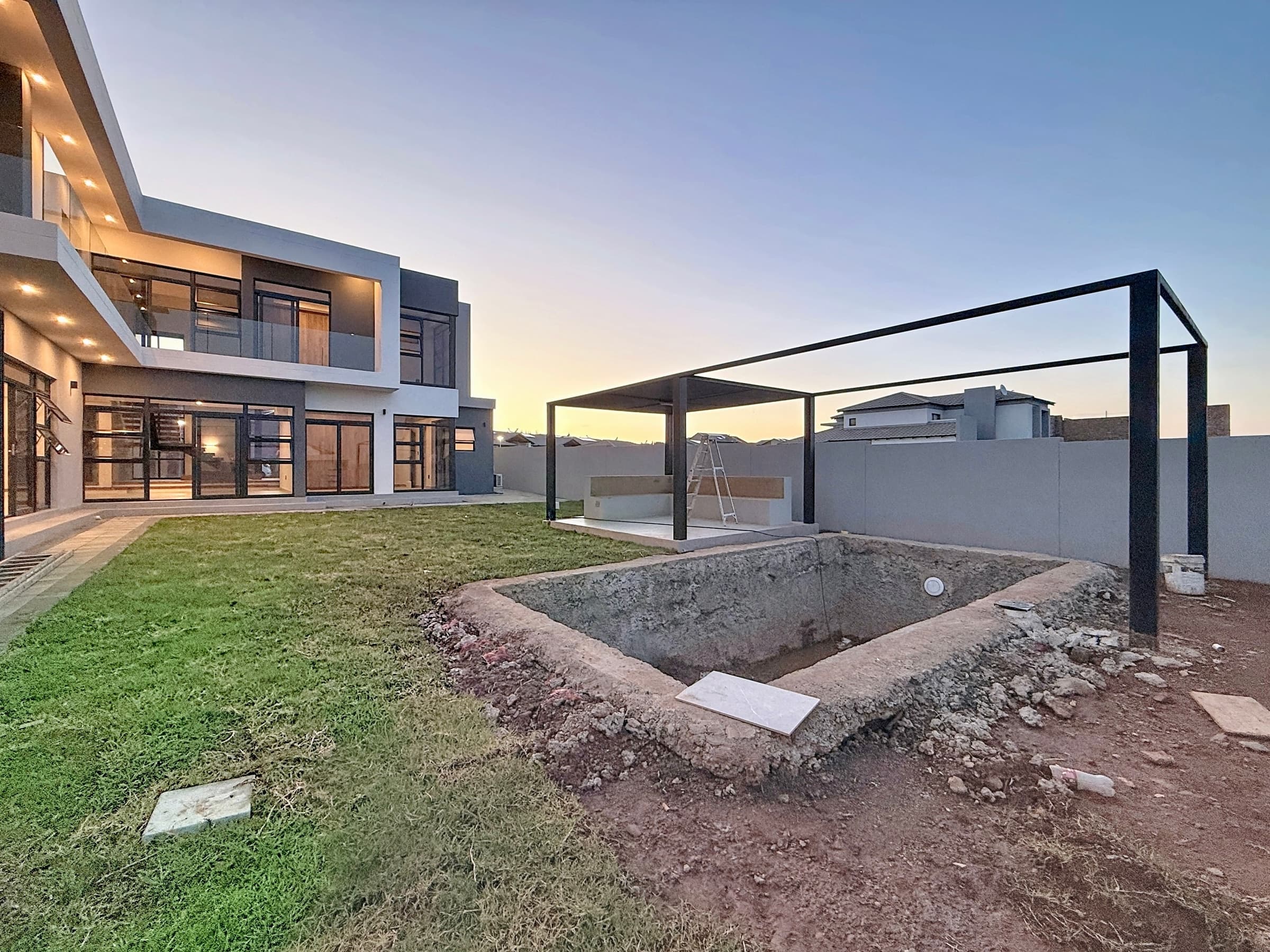 Residence V — Pivot — Detail