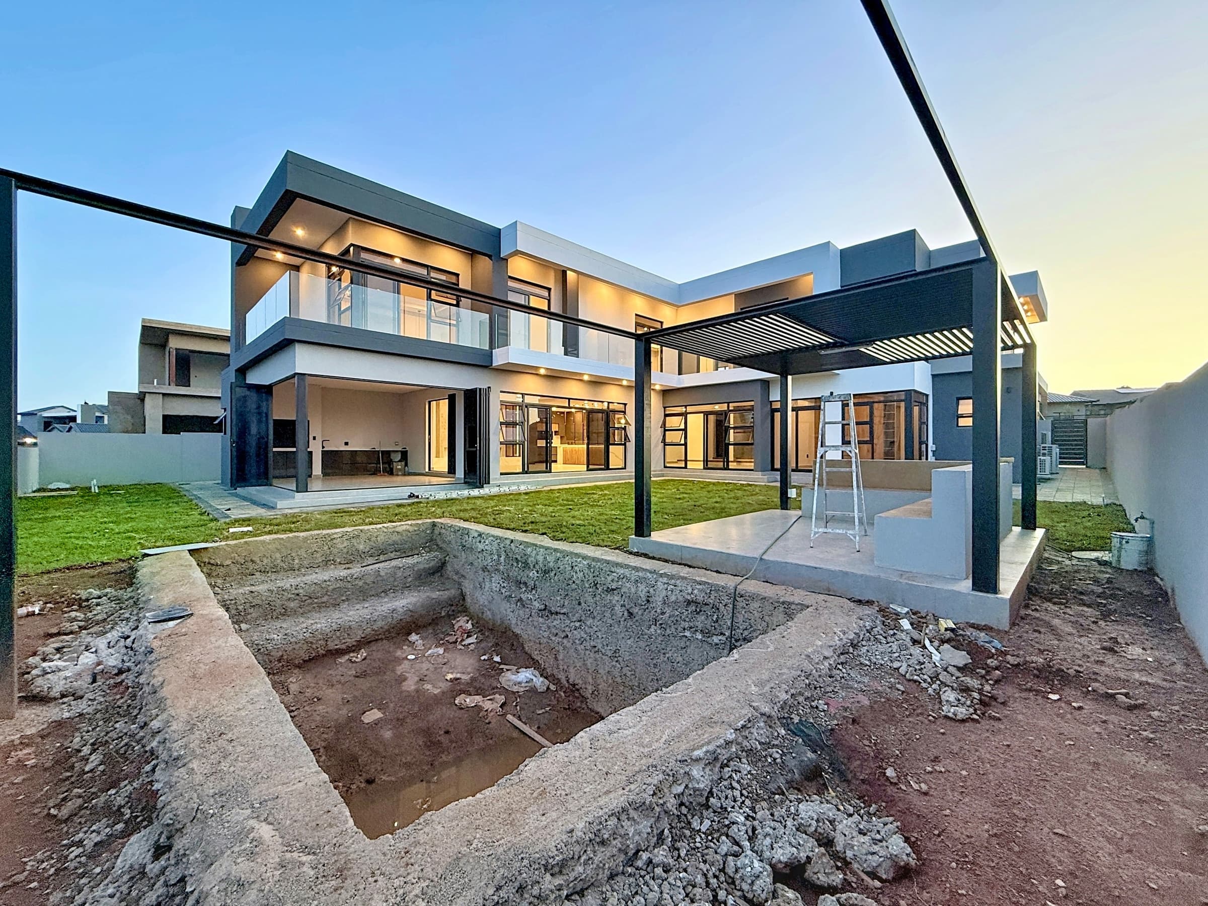 Residence V — Pivot — Detail