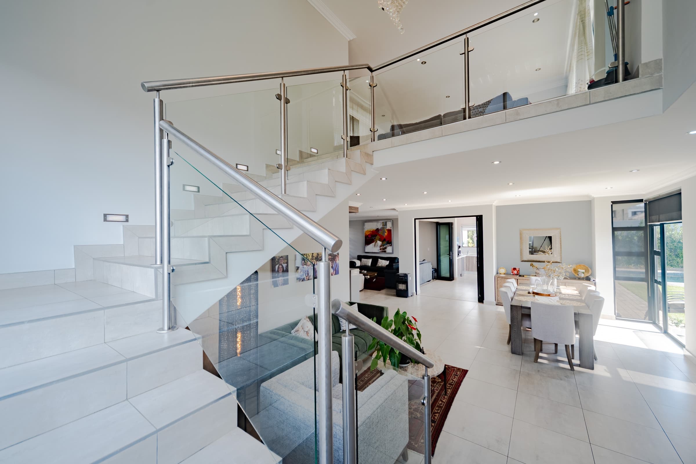 Residence III — Sunset — Interior