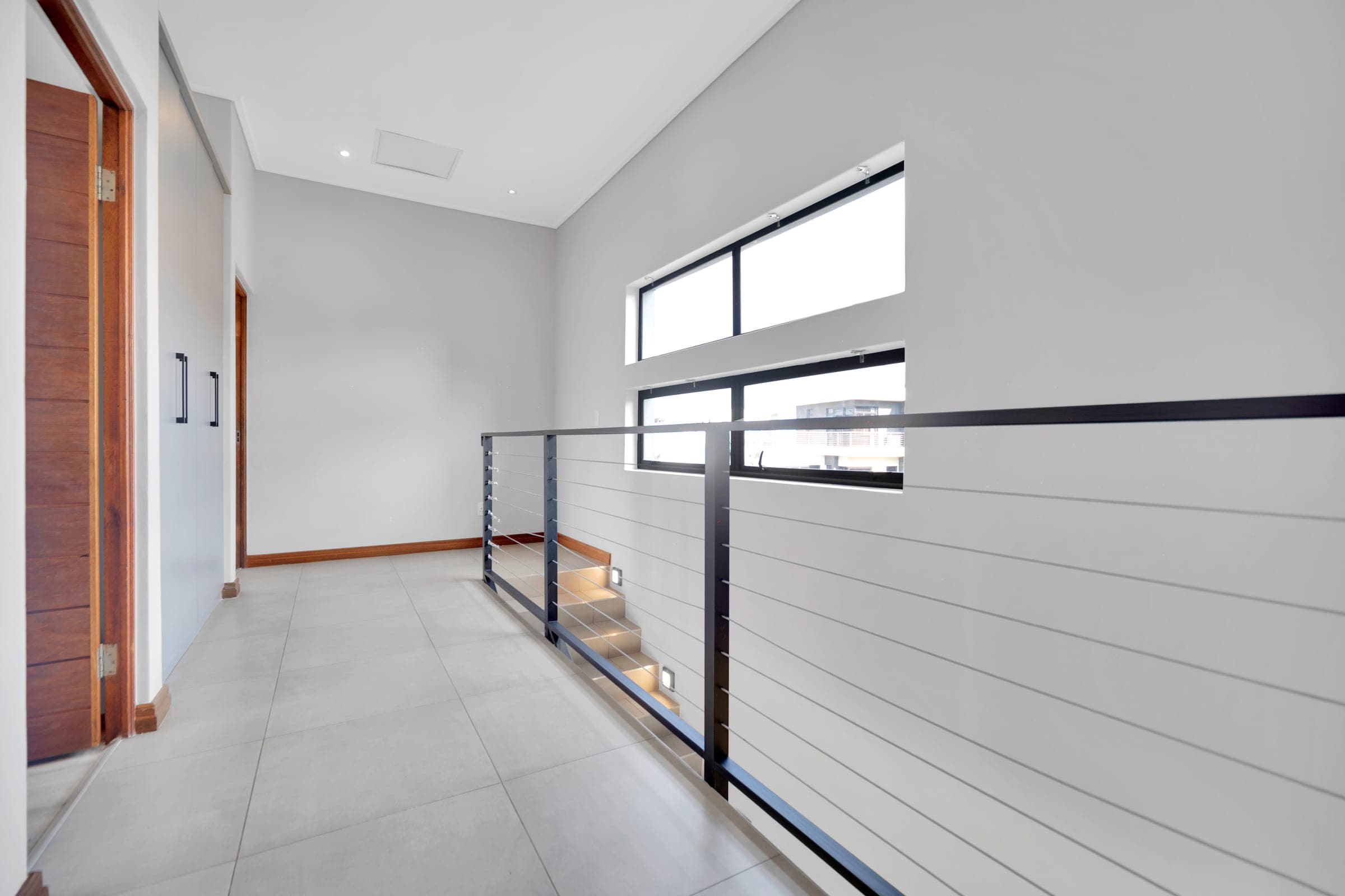 Residence VI — Portal — Interior