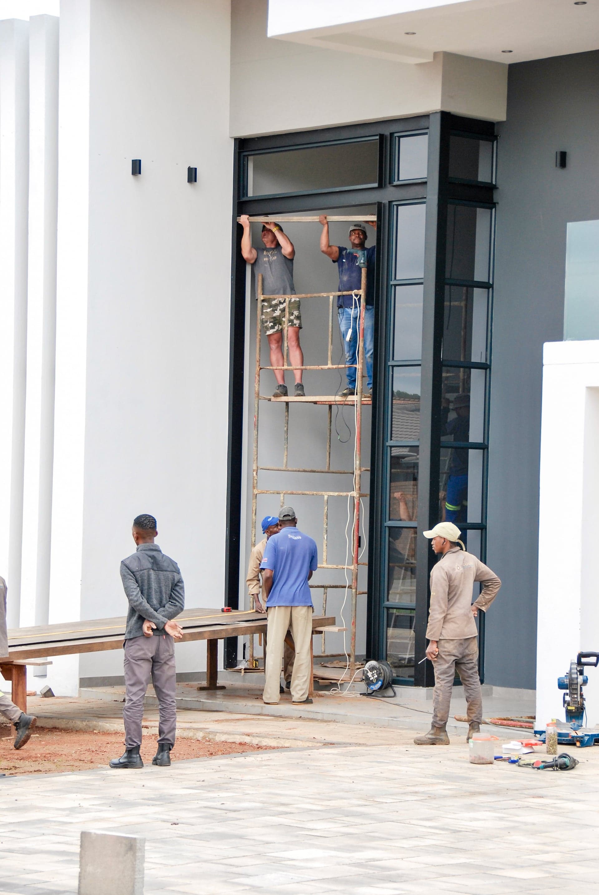 Skydouny on site — team photograph 13 of 21